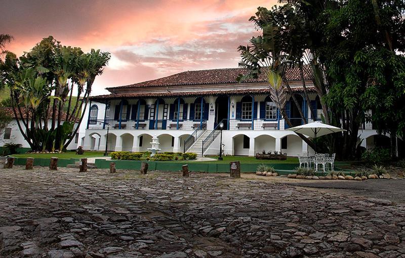 Hotel Fazenda Villa-Forte Енгенейру-Пассос Екстер'єр фото